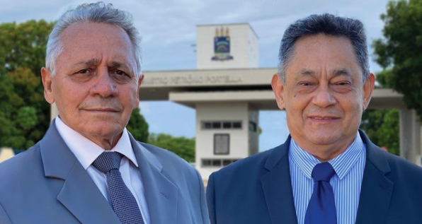 Novo reitor da UFPI Gildásio Guedes e o vice-reitor Viriato Campelo
